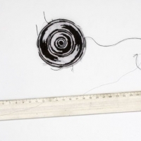 Mittausoppia / Measuring, 2003 (crocheting, ruler)