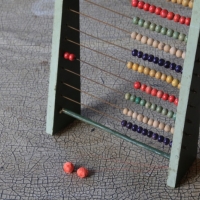 2 Red, 2016 (abacus, balls of thread)